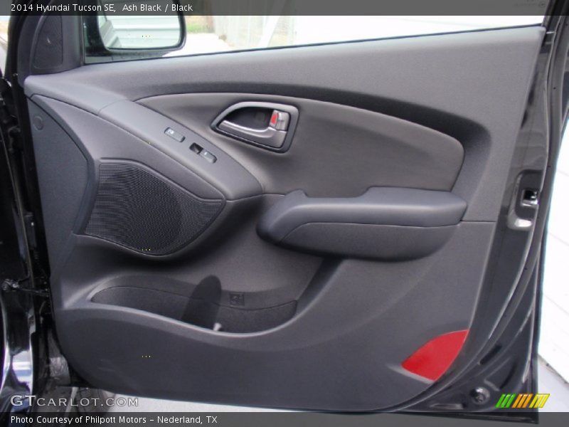 Ash Black / Black 2014 Hyundai Tucson SE