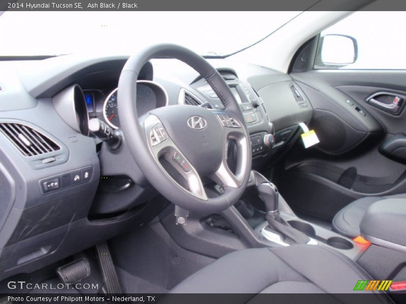 Ash Black / Black 2014 Hyundai Tucson SE