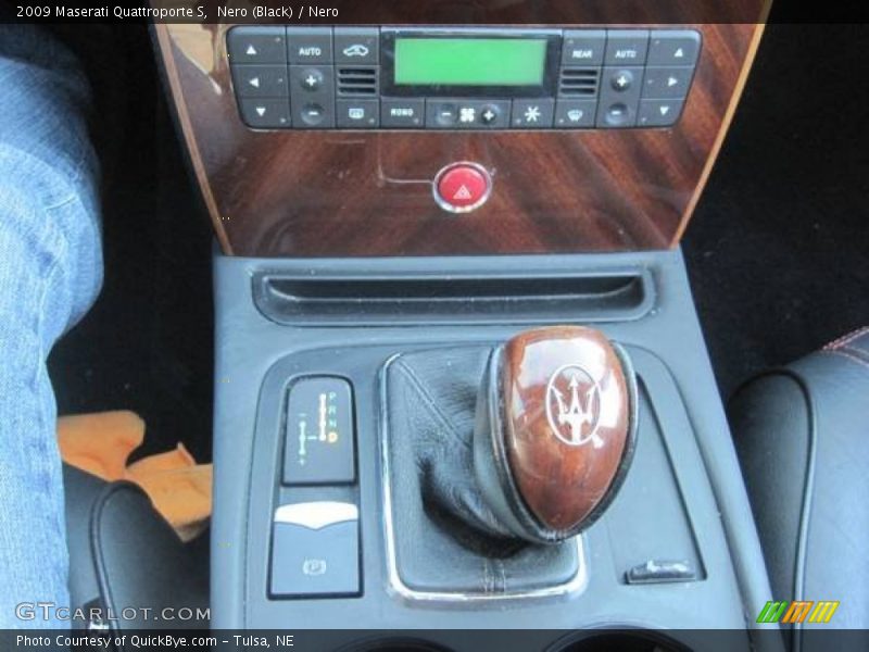 Nero (Black) / Nero 2009 Maserati Quattroporte S