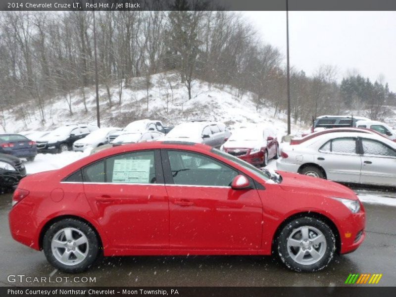 Red Hot / Jet Black 2014 Chevrolet Cruze LT