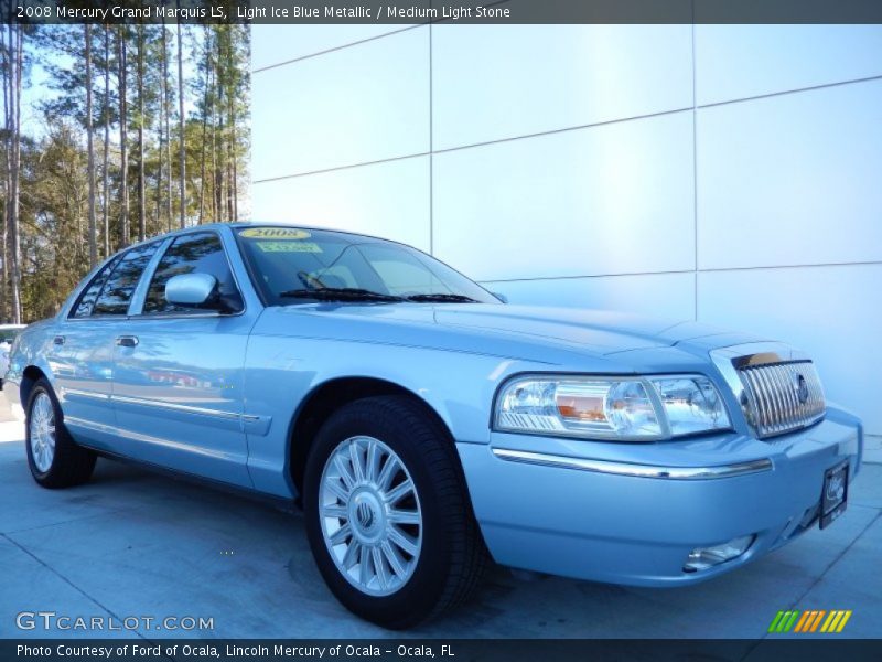 Front 3/4 View of 2008 Grand Marquis LS