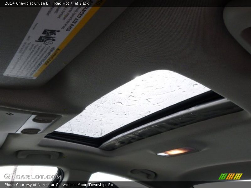 Red Hot / Jet Black 2014 Chevrolet Cruze LT
