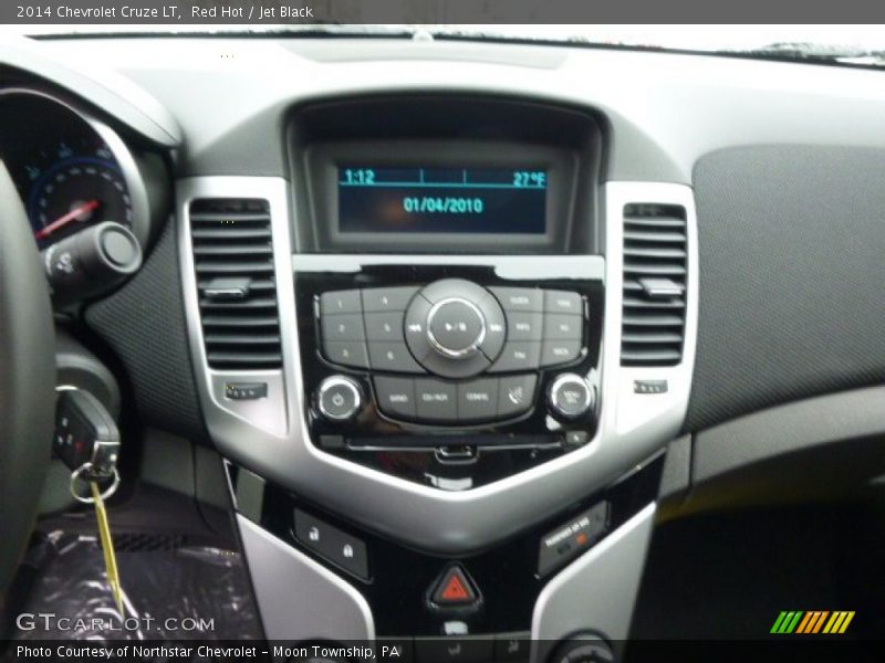 Red Hot / Jet Black 2014 Chevrolet Cruze LT