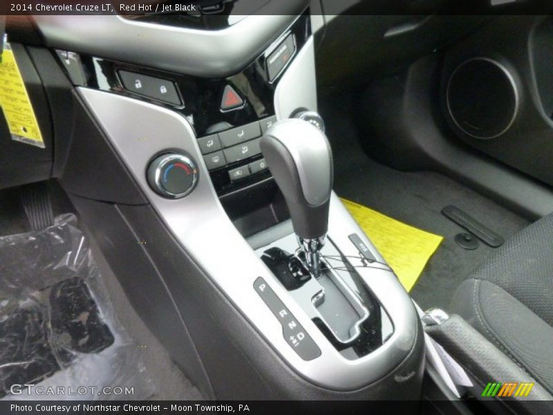Red Hot / Jet Black 2014 Chevrolet Cruze LT