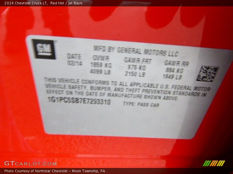 Red Hot / Jet Black 2014 Chevrolet Cruze LT