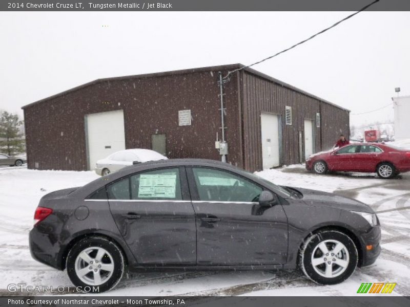 Tungsten Metallic / Jet Black 2014 Chevrolet Cruze LT