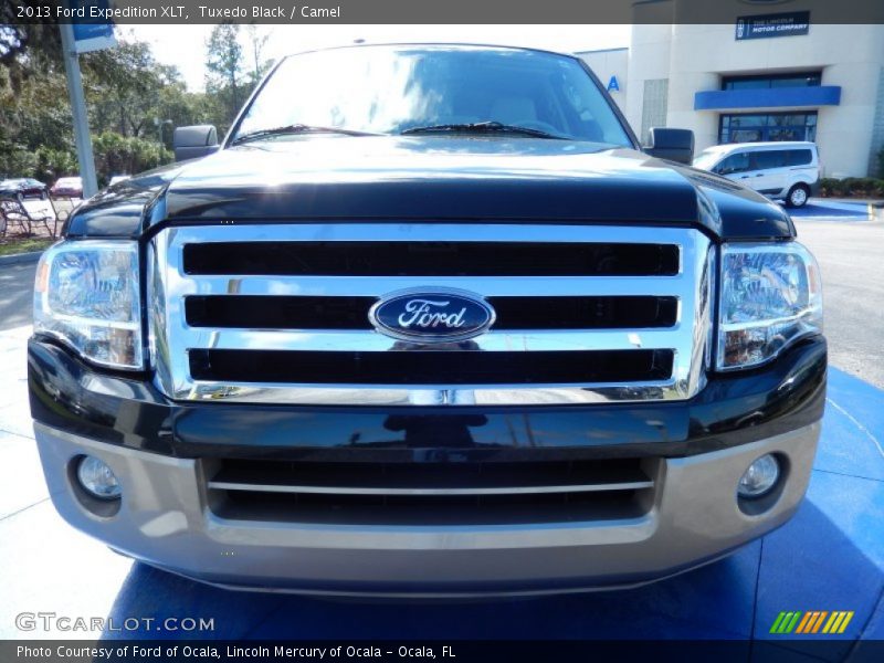 Tuxedo Black / Camel 2013 Ford Expedition XLT