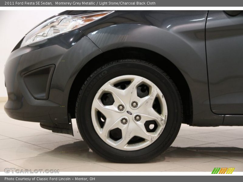 Monterey Grey Metallic / Light Stone/Charcoal Black Cloth 2011 Ford Fiesta SE Sedan