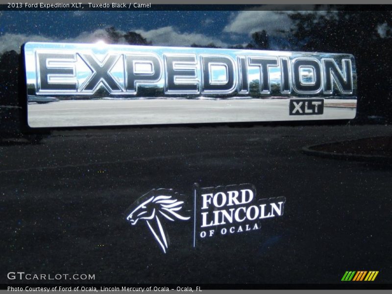 Tuxedo Black / Camel 2013 Ford Expedition XLT