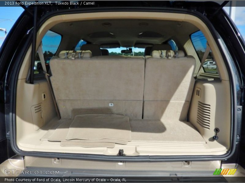 Tuxedo Black / Camel 2013 Ford Expedition XLT