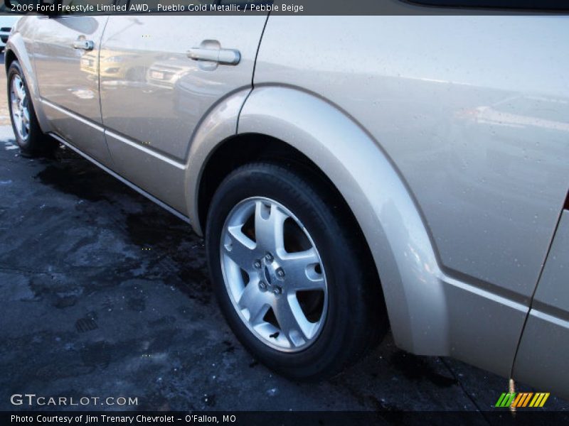 Pueblo Gold Metallic / Pebble Beige 2006 Ford Freestyle Limited AWD