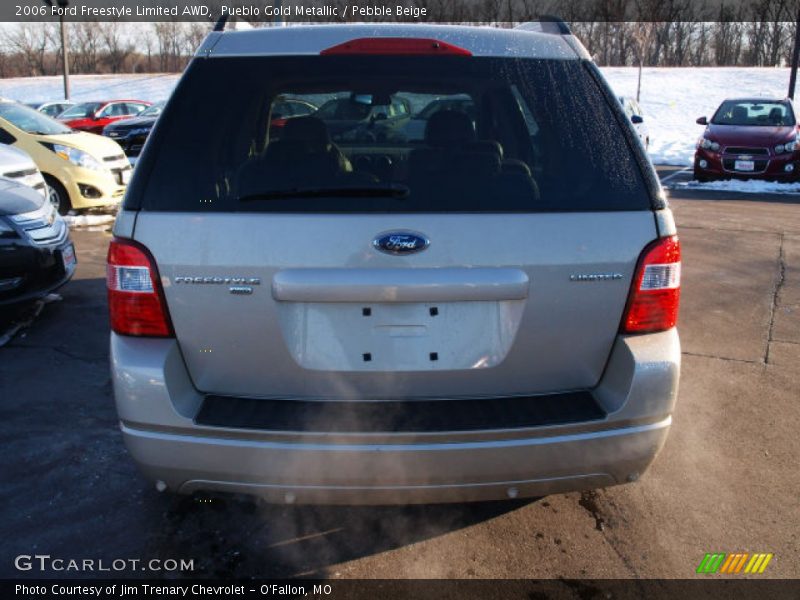 Pueblo Gold Metallic / Pebble Beige 2006 Ford Freestyle Limited AWD