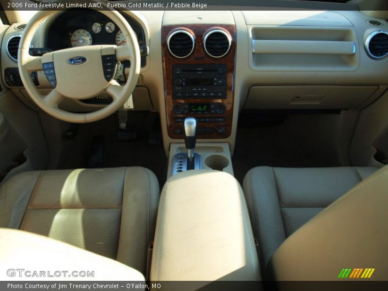 Pueblo Gold Metallic / Pebble Beige 2006 Ford Freestyle Limited AWD