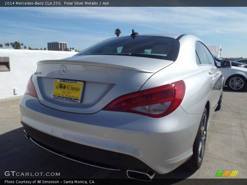 Polar Silver Metallic / Ash 2014 Mercedes-Benz CLA 250