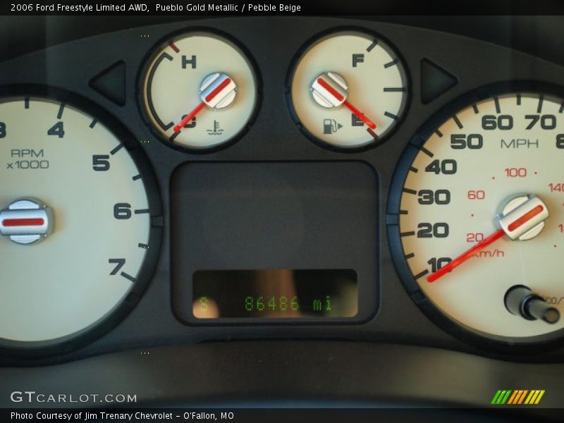 Pueblo Gold Metallic / Pebble Beige 2006 Ford Freestyle Limited AWD