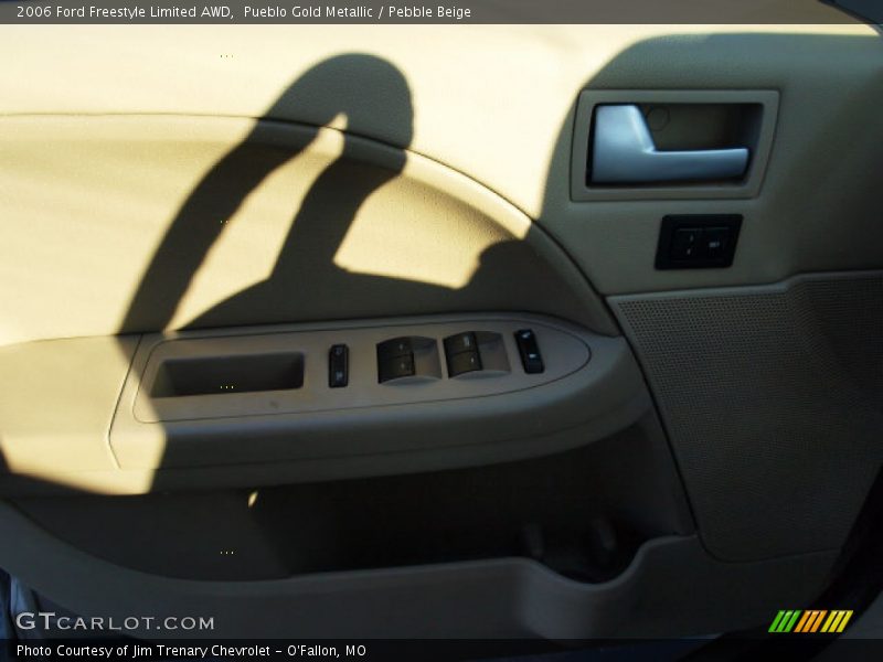 Pueblo Gold Metallic / Pebble Beige 2006 Ford Freestyle Limited AWD