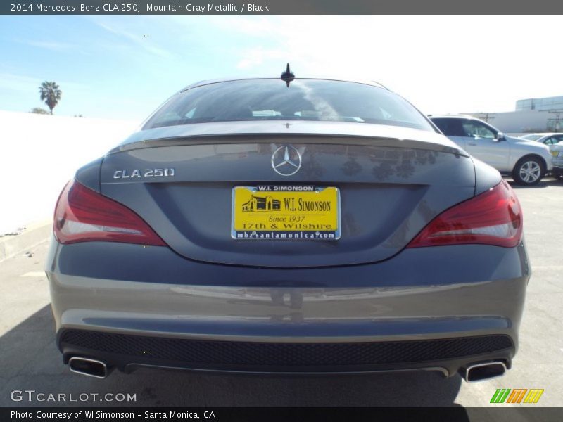 Mountain Gray Metallic / Black 2014 Mercedes-Benz CLA 250