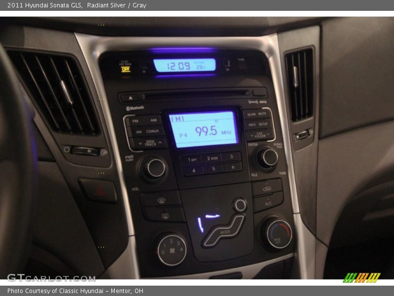 Radiant Silver / Gray 2011 Hyundai Sonata GLS