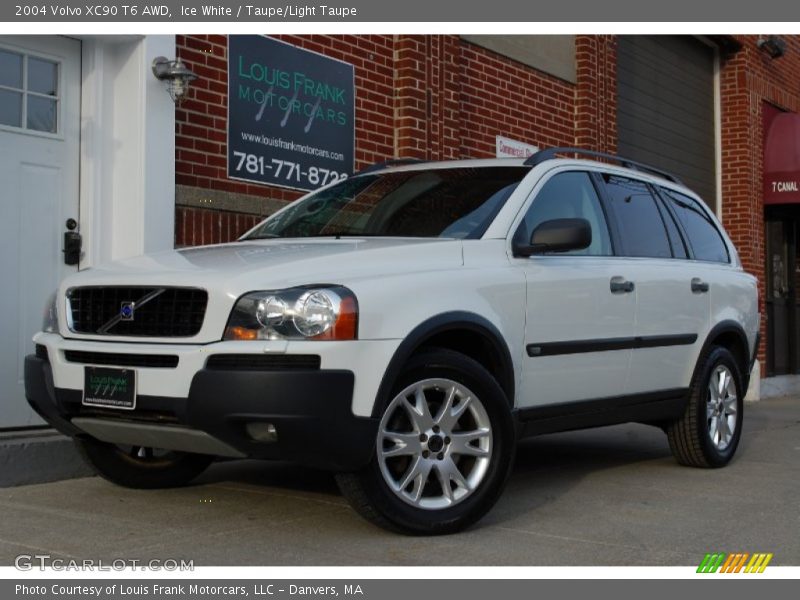 Ice White / Taupe/Light Taupe 2004 Volvo XC90 T6 AWD