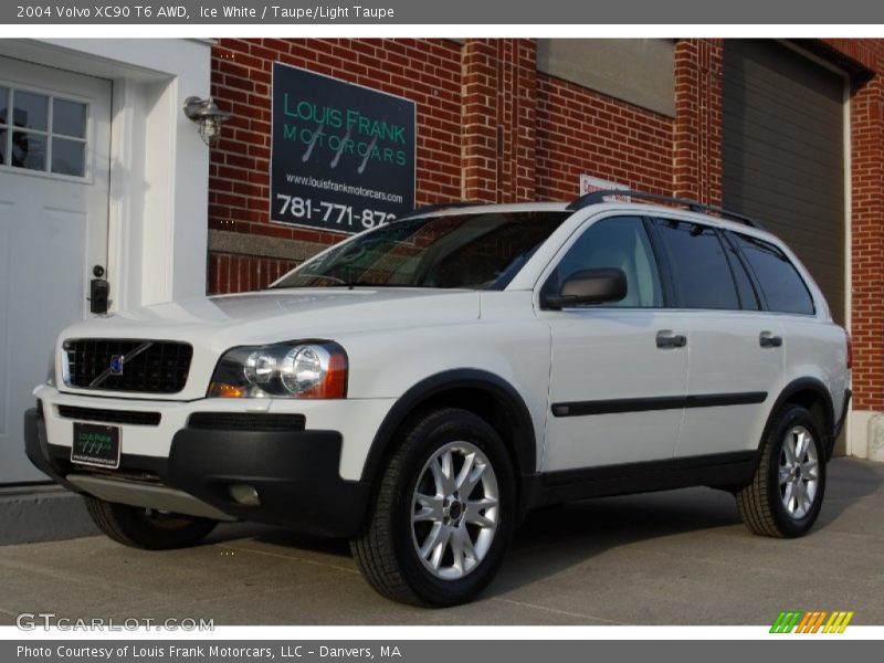 Ice White / Taupe/Light Taupe 2004 Volvo XC90 T6 AWD