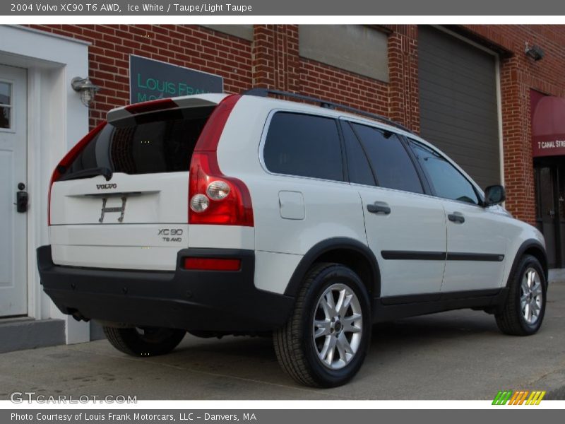 Ice White / Taupe/Light Taupe 2004 Volvo XC90 T6 AWD