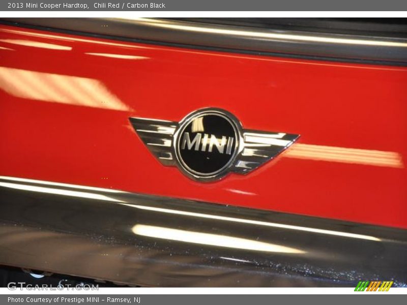Chili Red / Carbon Black 2013 Mini Cooper Hardtop