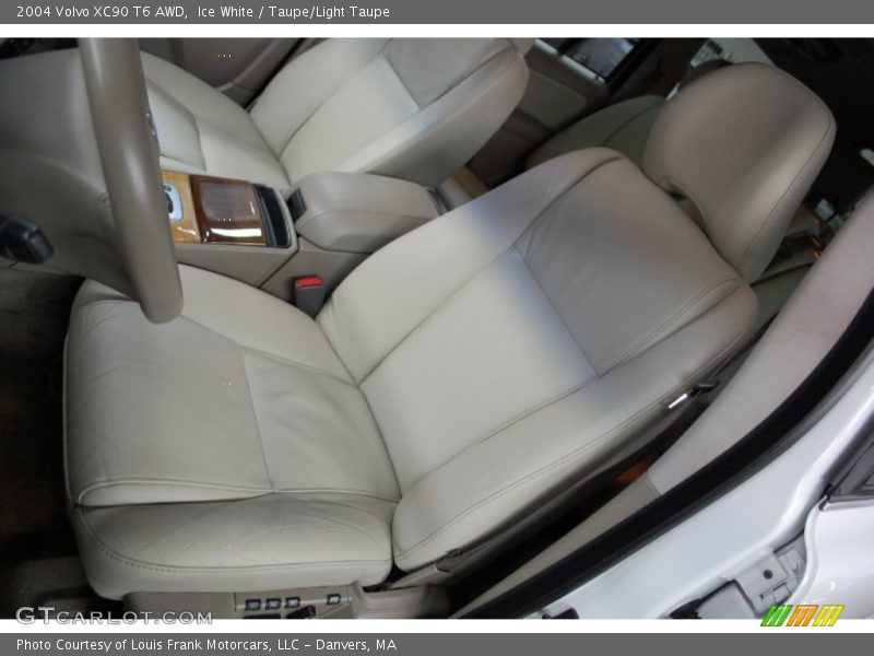 Ice White / Taupe/Light Taupe 2004 Volvo XC90 T6 AWD