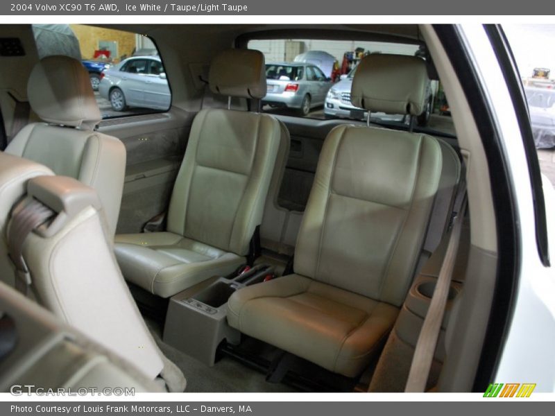 Ice White / Taupe/Light Taupe 2004 Volvo XC90 T6 AWD