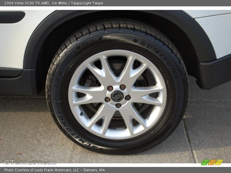 Ice White / Taupe/Light Taupe 2004 Volvo XC90 T6 AWD