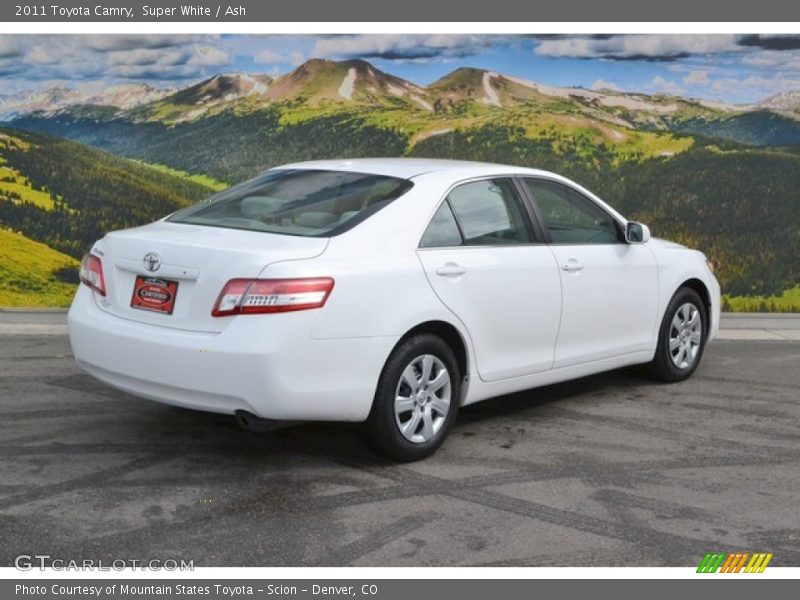 Super White / Ash 2011 Toyota Camry