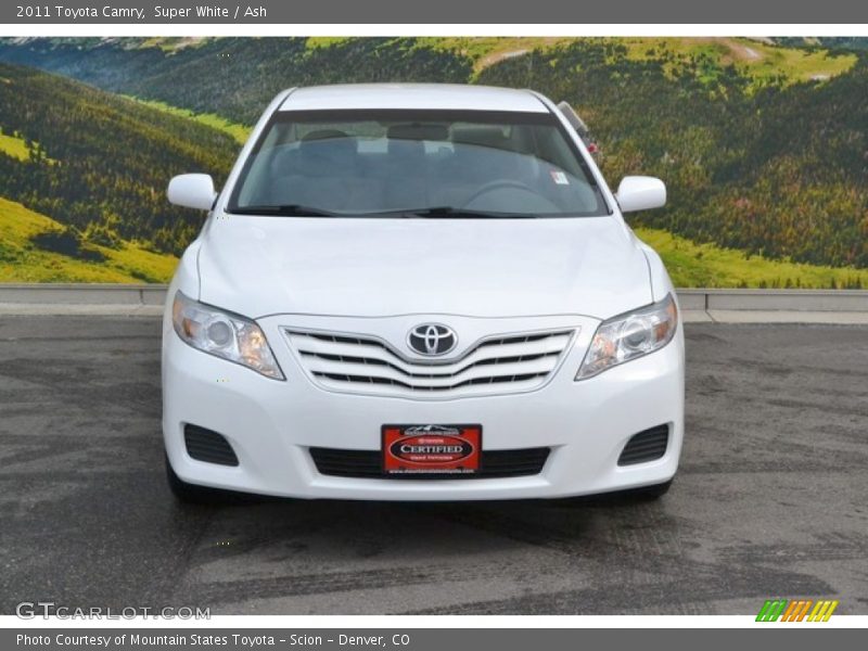 Super White / Ash 2011 Toyota Camry