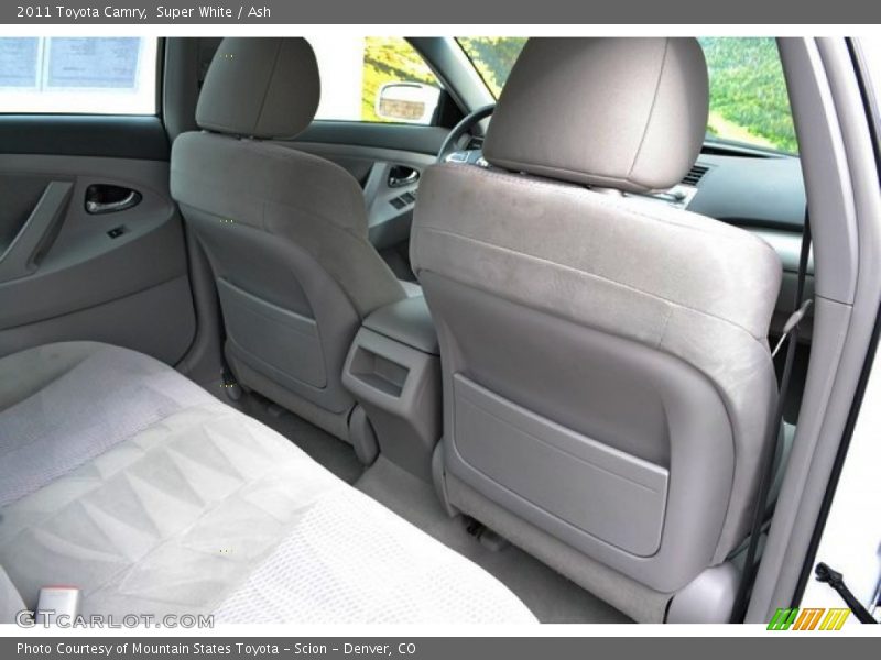 Super White / Ash 2011 Toyota Camry