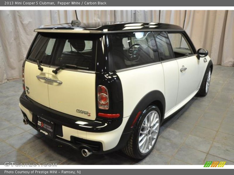 Pepper White / Carbon Black 2013 Mini Cooper S Clubman