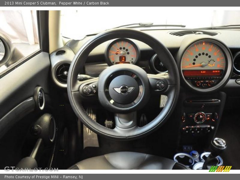 Pepper White / Carbon Black 2013 Mini Cooper S Clubman