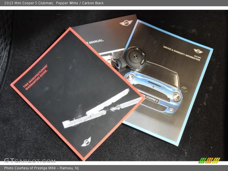 Pepper White / Carbon Black 2013 Mini Cooper S Clubman