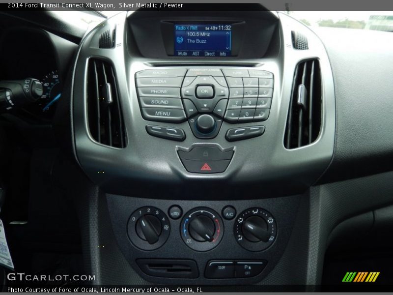 Controls of 2014 Transit Connect XL Wagon