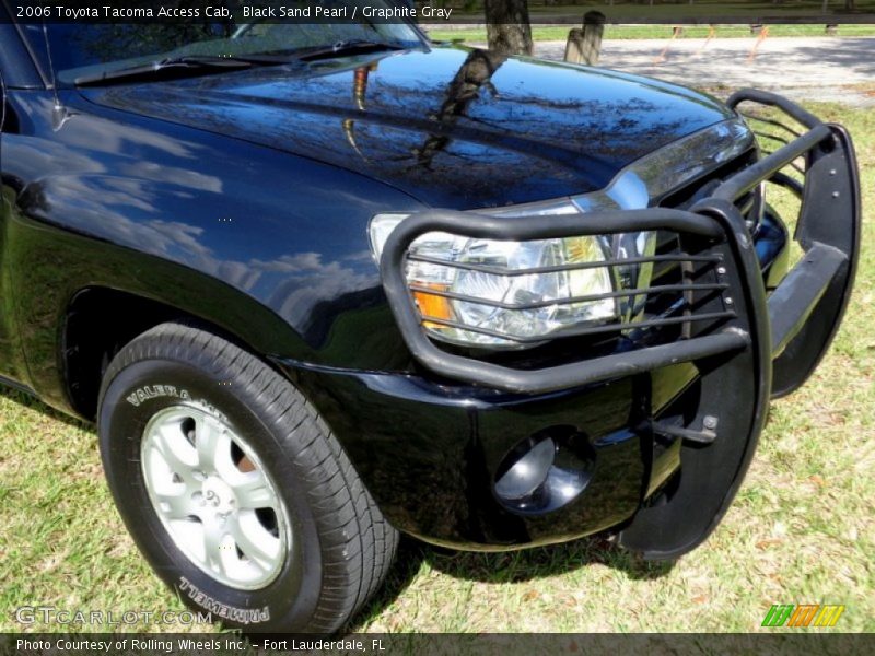 Black Sand Pearl / Graphite Gray 2006 Toyota Tacoma Access Cab