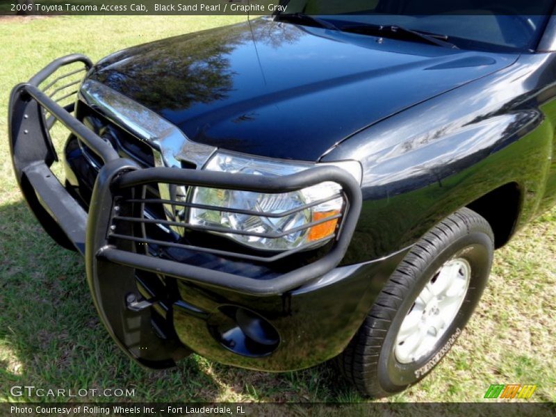 Black Sand Pearl / Graphite Gray 2006 Toyota Tacoma Access Cab
