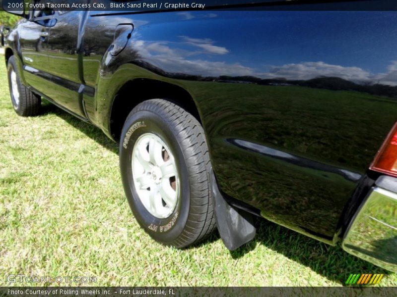 Black Sand Pearl / Graphite Gray 2006 Toyota Tacoma Access Cab