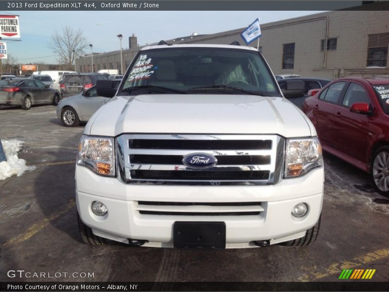 Oxford White / Stone 2013 Ford Expedition XLT 4x4