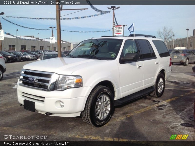 Oxford White / Stone 2013 Ford Expedition XLT 4x4