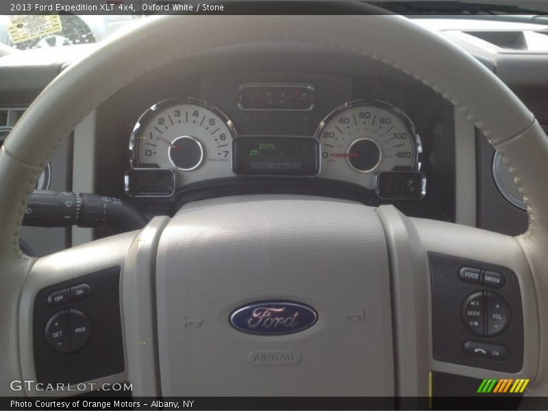 Oxford White / Stone 2013 Ford Expedition XLT 4x4