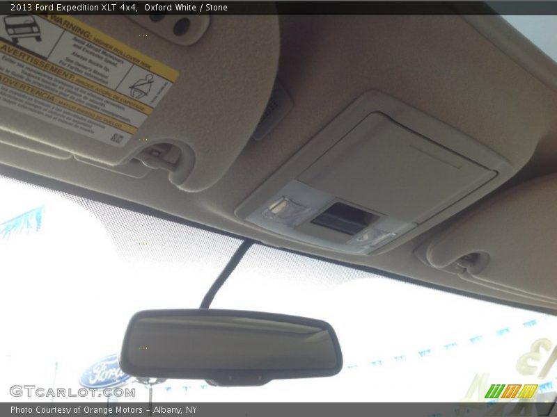Oxford White / Stone 2013 Ford Expedition XLT 4x4