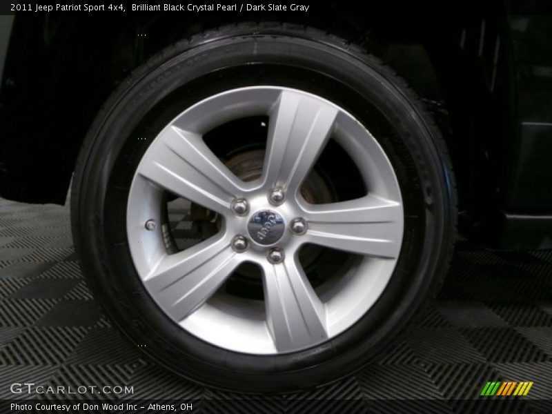 Brilliant Black Crystal Pearl / Dark Slate Gray 2011 Jeep Patriot Sport 4x4