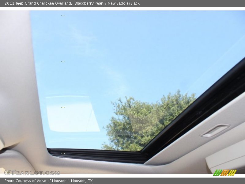 Blackberry Pearl / New Saddle/Black 2011 Jeep Grand Cherokee Overland
