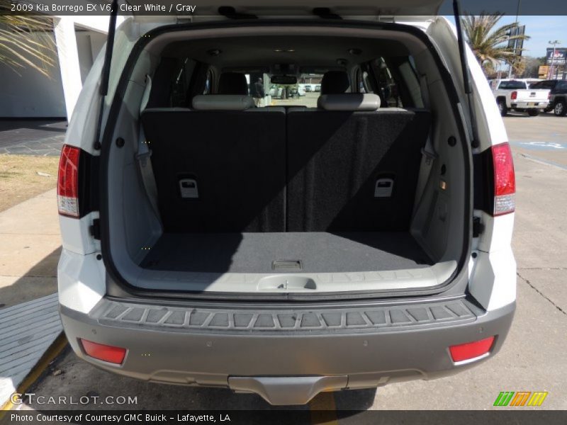 Clear White / Gray 2009 Kia Borrego EX V6