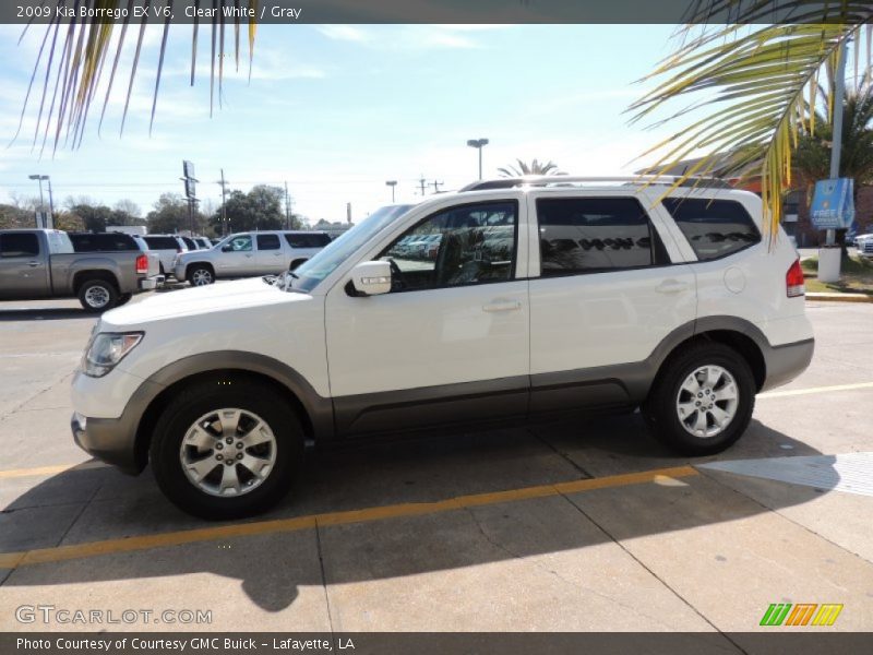 Clear White / Gray 2009 Kia Borrego EX V6