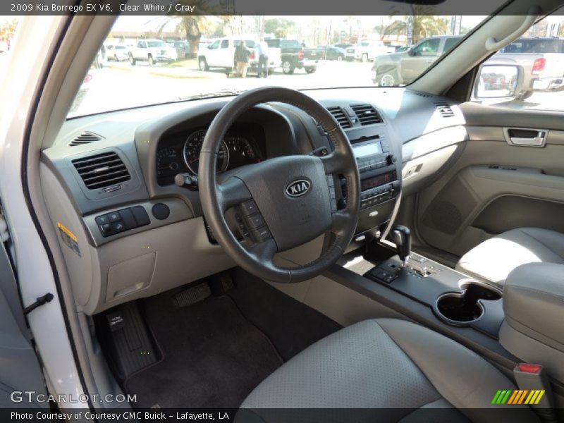 Clear White / Gray 2009 Kia Borrego EX V6