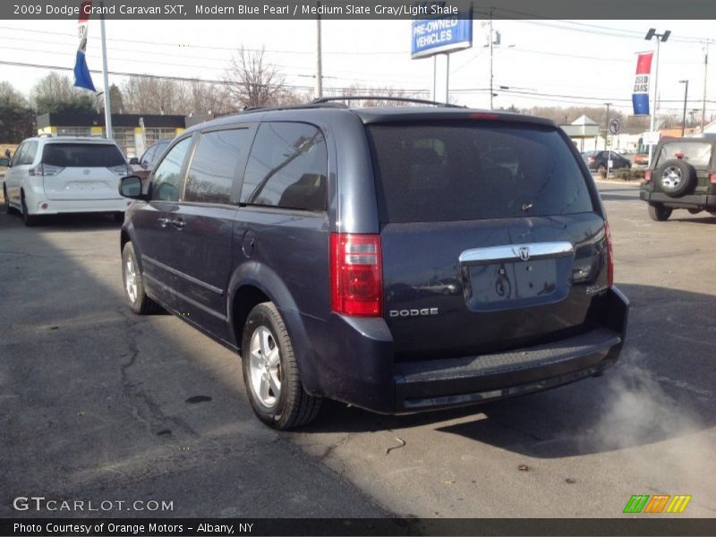 Modern Blue Pearl / Medium Slate Gray/Light Shale 2009 Dodge Grand Caravan SXT