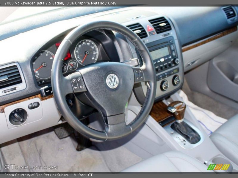 Blue Graphite Metallic / Grey 2005 Volkswagen Jetta 2.5 Sedan